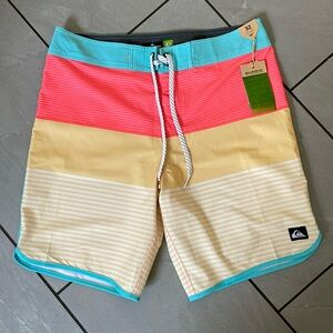 NWT QuikSilver Performance Board Short